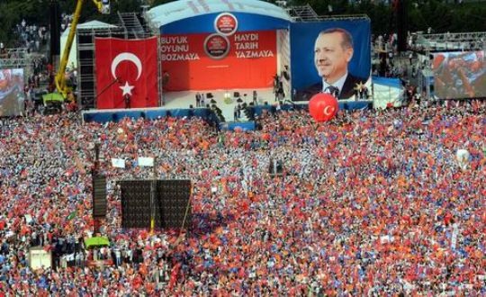 020314-gulenden-babakan-erdoana-dava-1